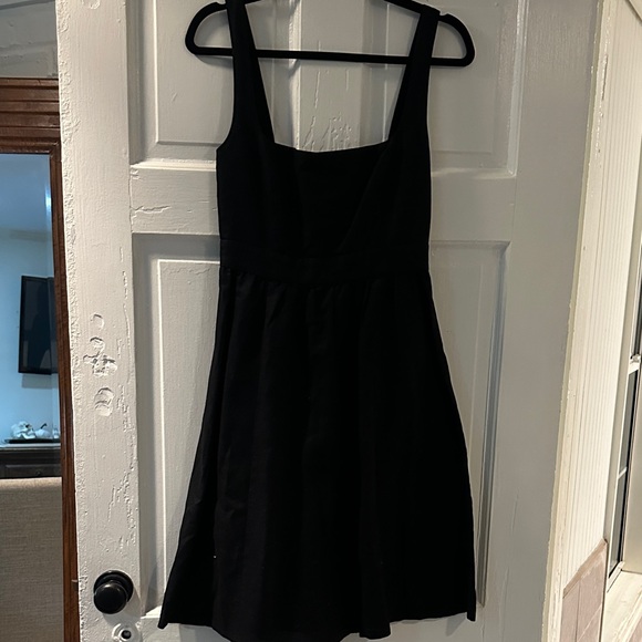 Chic Black Mini Dress - Picture 1 of 1